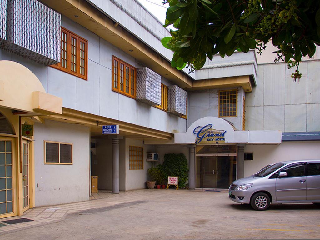 Grand City Hotel Inc. Cagayan de Oro Esterno foto