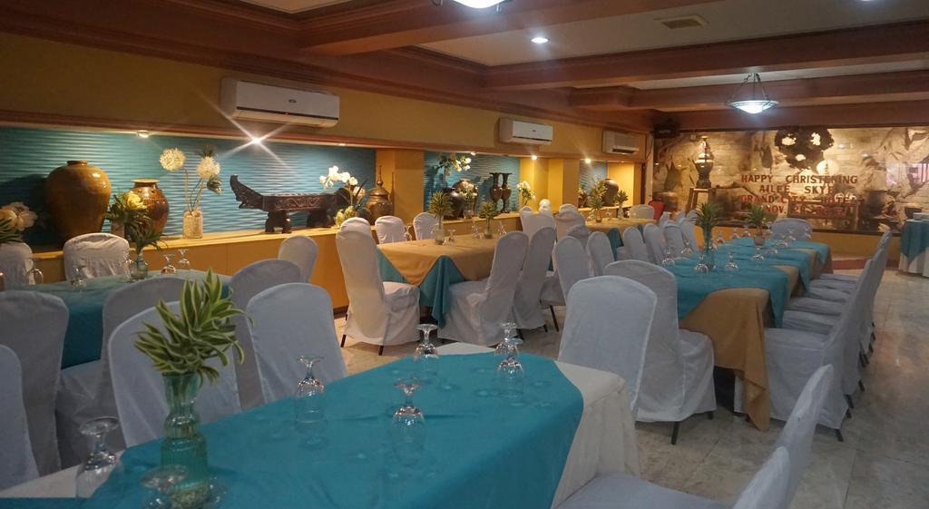 Grand City Hotel Inc. Cagayan de Oro Esterno foto