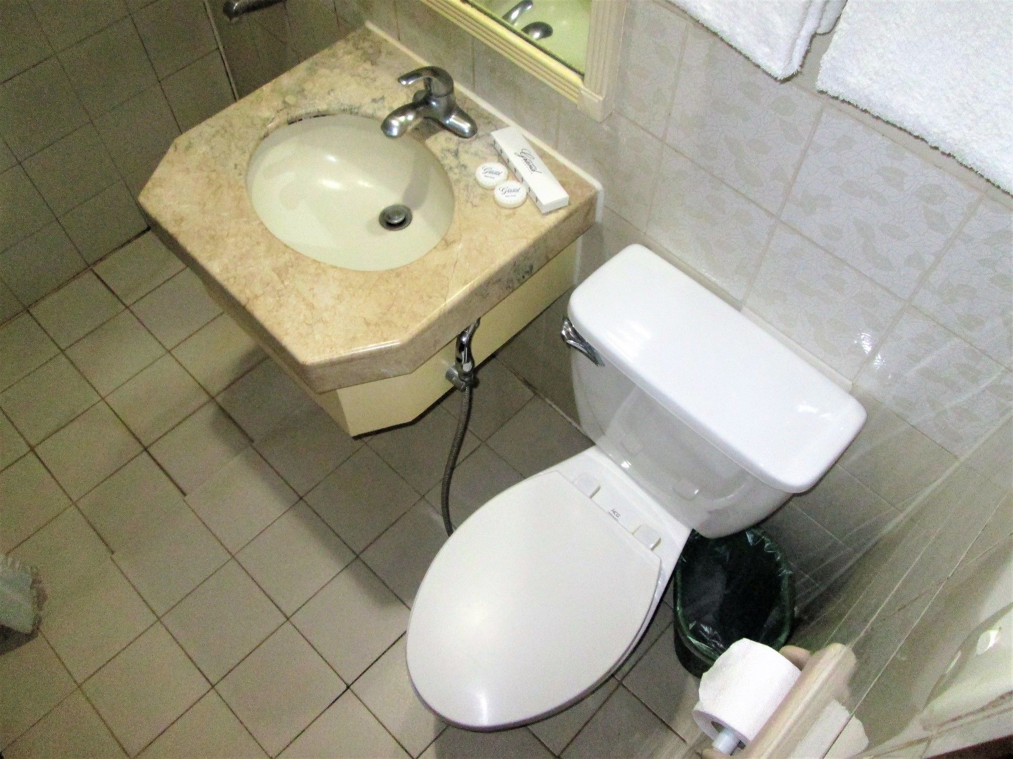 Grand City Hotel Inc. Cagayan de Oro Esterno foto